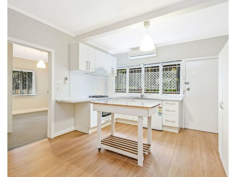 4/9 Lockhart Street, Woolloongabba QLD 4102