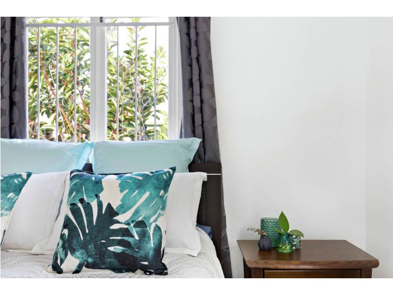 8/9 Lockhart Street, Woolloongabba QLD 4102