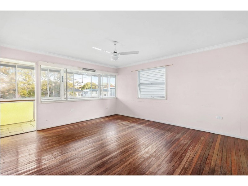 74 Amega Street, Mount Gravatt East QLD 4122