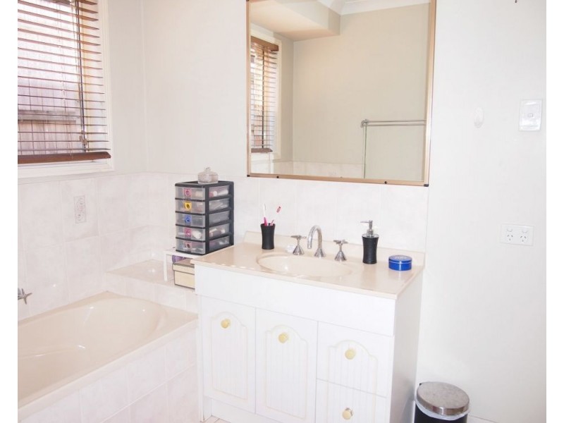 58 Currigee Cct, Tingalpa QLD 4173