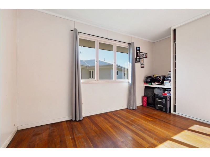 22 Tantallon Street, Mount Gravatt East QLD 4122