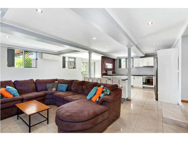 42 Thomas Street, Greenslopes QLD 4120