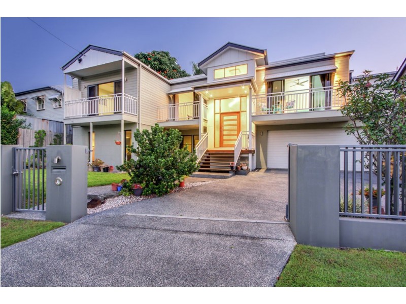 25 Wordsworth Street, Norman Park QLD 4170
