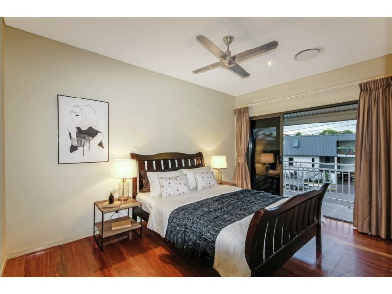 25 Wordsworth Street, Norman Park QLD 4170
