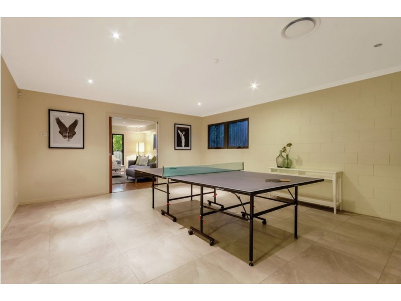 25 Wordsworth Street, Norman Park QLD 4170