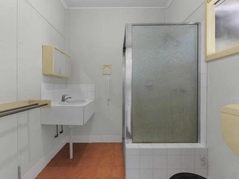 15 Rees Avenue, Coorparoo QLD 4151