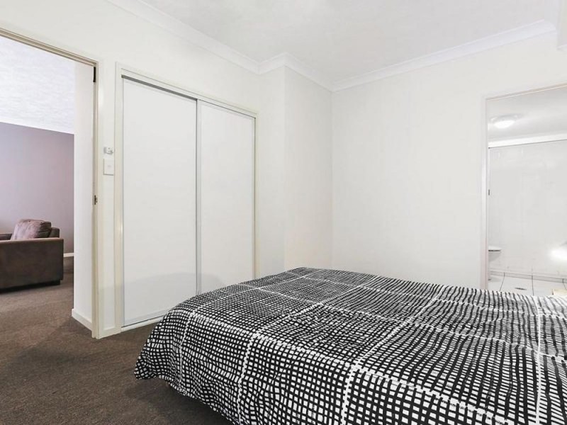 19/9-11 Manning Street, South Brisbane QLD 4101