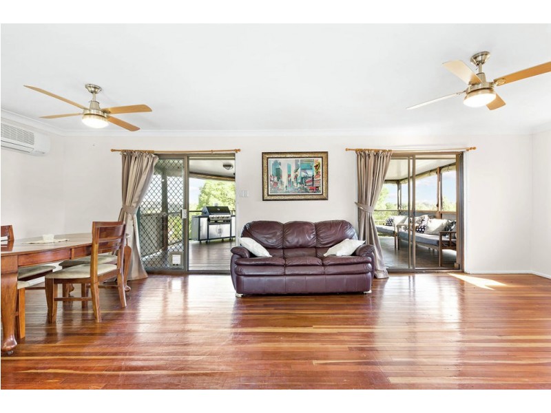 571 Mount Gravatt-Capalaba Road, Wishart QLD 4122