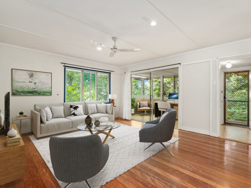 21 Gwynne Street, Wynnum West QLD 4178