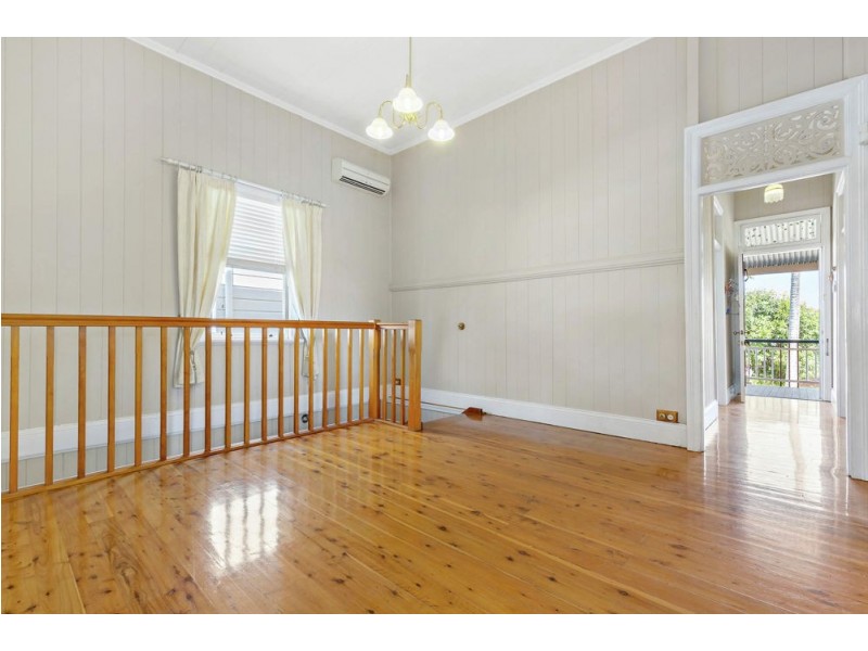 106 Baines Street, Kangaroo Point QLD 4169