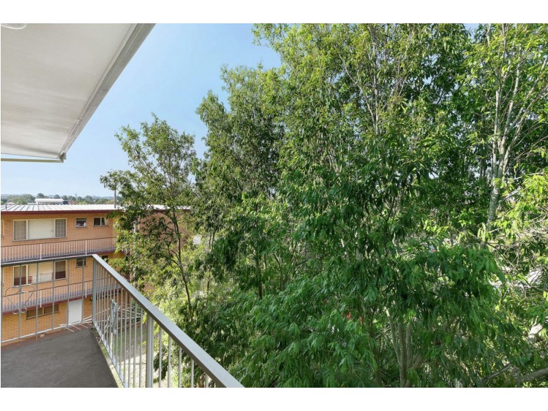 7/28 Kitchener Street, Coorparoo QLD 4151