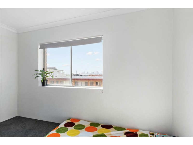 7/28 Kitchener Street, Coorparoo QLD 4151