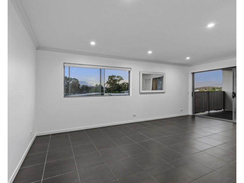 8/90 Cambridge Street, Carina Heights QLD 4152