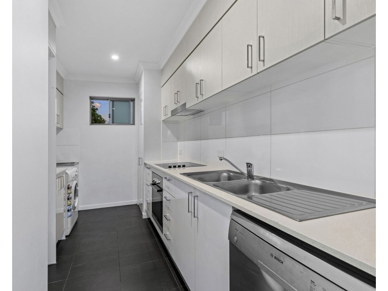 8/90 Cambridge Street, Carina Heights QLD 4152