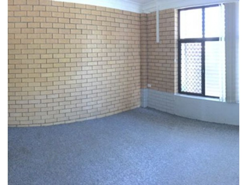 2/18 Tenbar St, Tingalpa QLD 4173