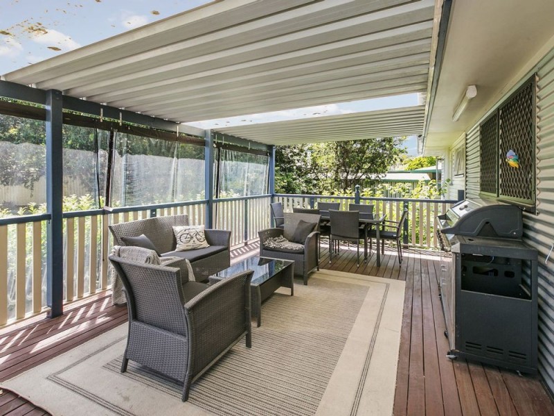 3 Karloo Street, Wynnum QLD 4178