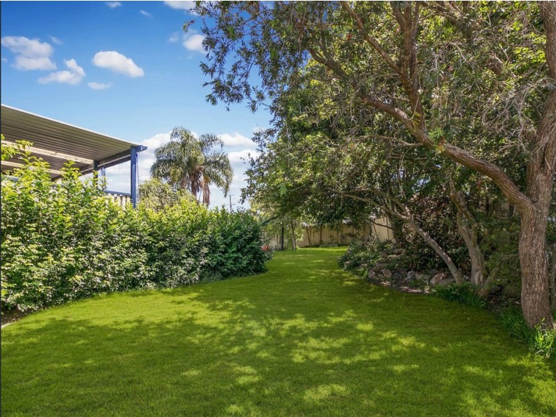 3 Karloo Street, Wynnum QLD 4178