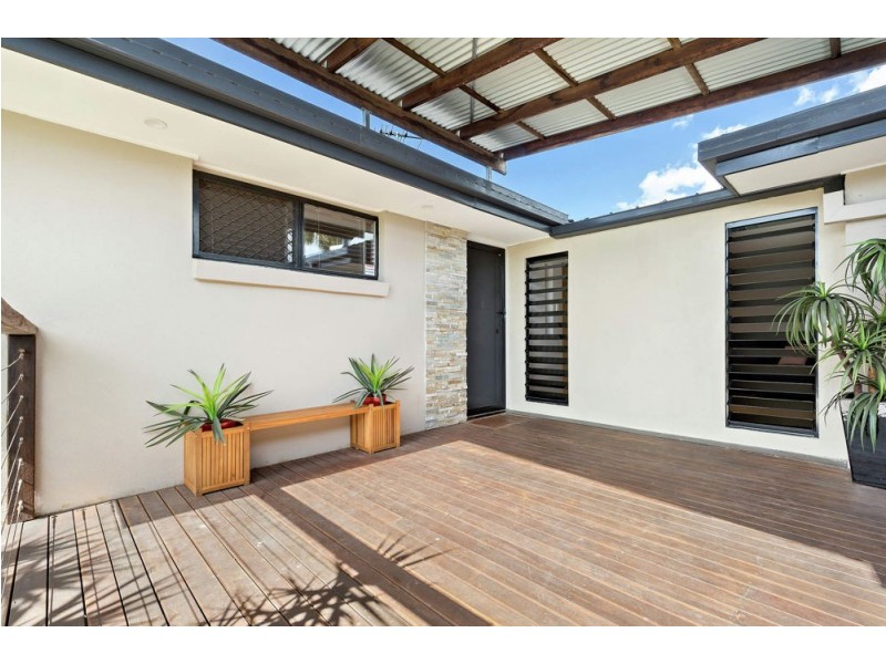 3 Lauretta Avenue, Springwood QLD 4127