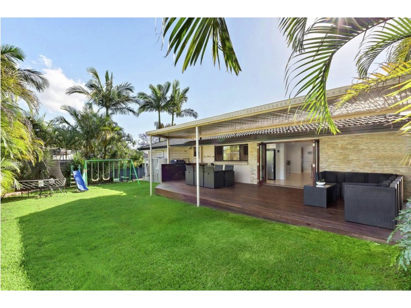 3 Lauretta Avenue, Springwood QLD 4127