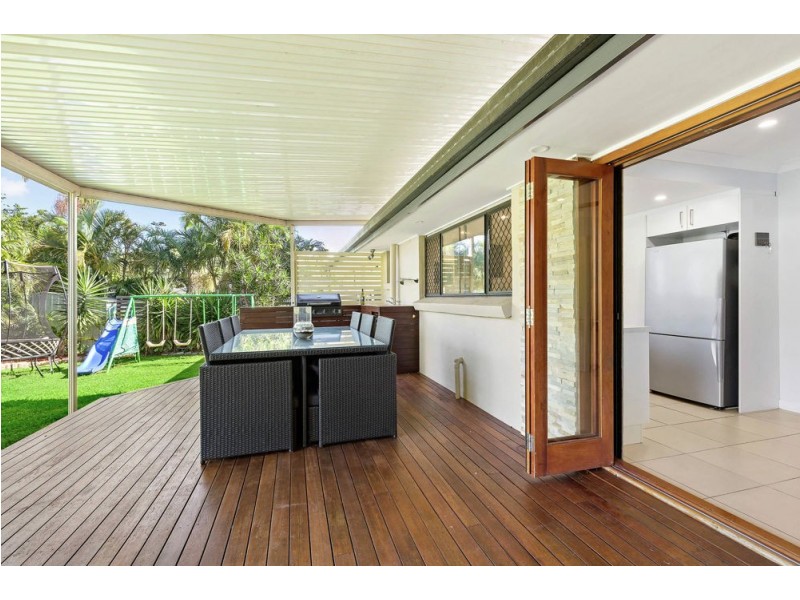 3 Lauretta Avenue, Springwood QLD 4127