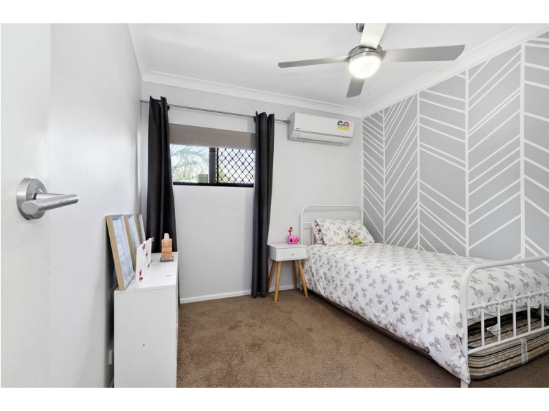 3 Lauretta Avenue, Springwood QLD 4127