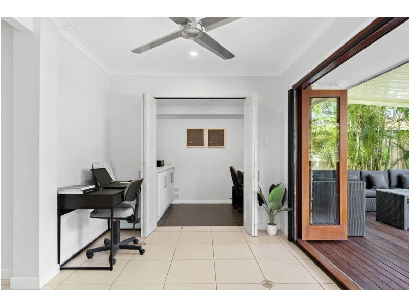 3 Lauretta Avenue, Springwood QLD 4127