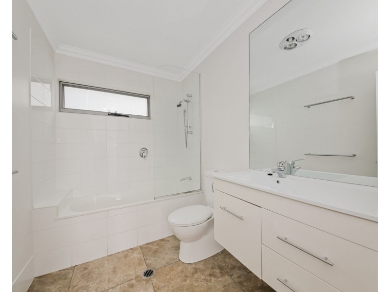4/61 Shakespeare Street, Coorparoo QLD 4151