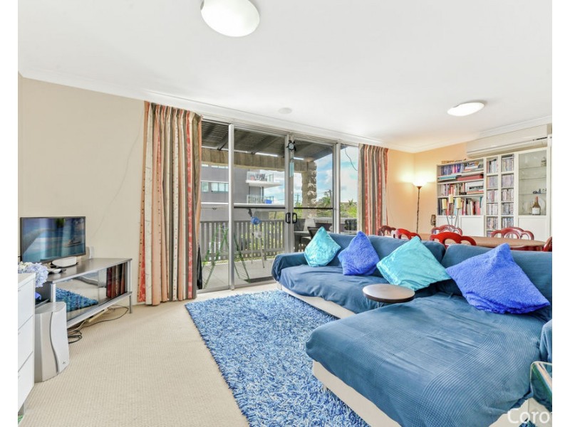 5/8 Wakefield Street, Coorparoo QLD 4151