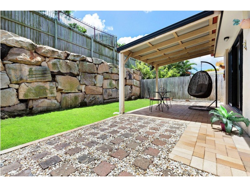 16 Hart Close, Mackenzie QLD 4156