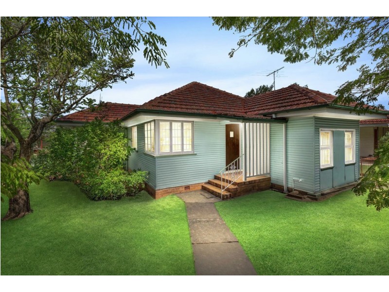 38 Jones Road, Carina Heights QLD 4152