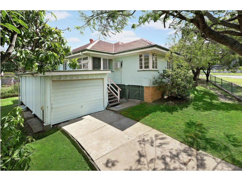 38 Jones Road, Carina Heights QLD 4152