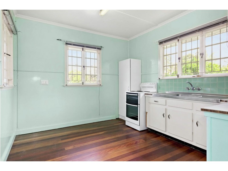 38 Jones Road, Carina Heights QLD 4152