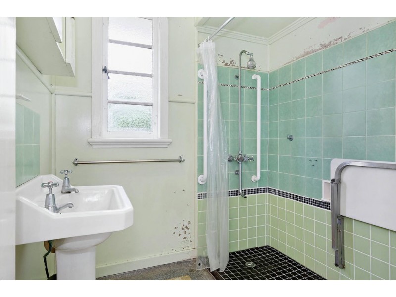 38 Jones Road, Carina Heights QLD 4152