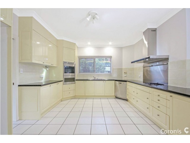 10 Mansfield Place, Mansfield QLD 4122