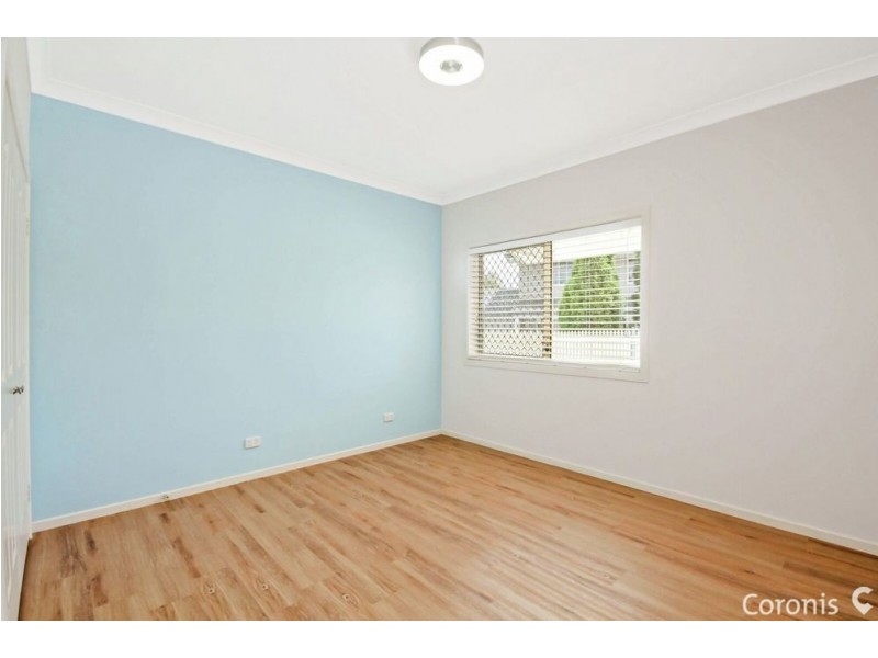 10 Mansfield Place, Mansfield QLD 4122