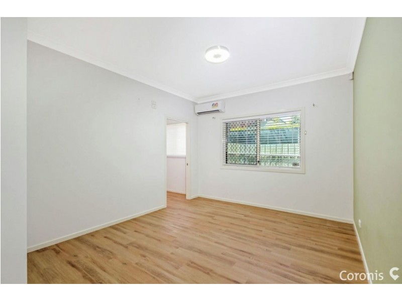 10 Mansfield Place, Mansfield QLD 4122