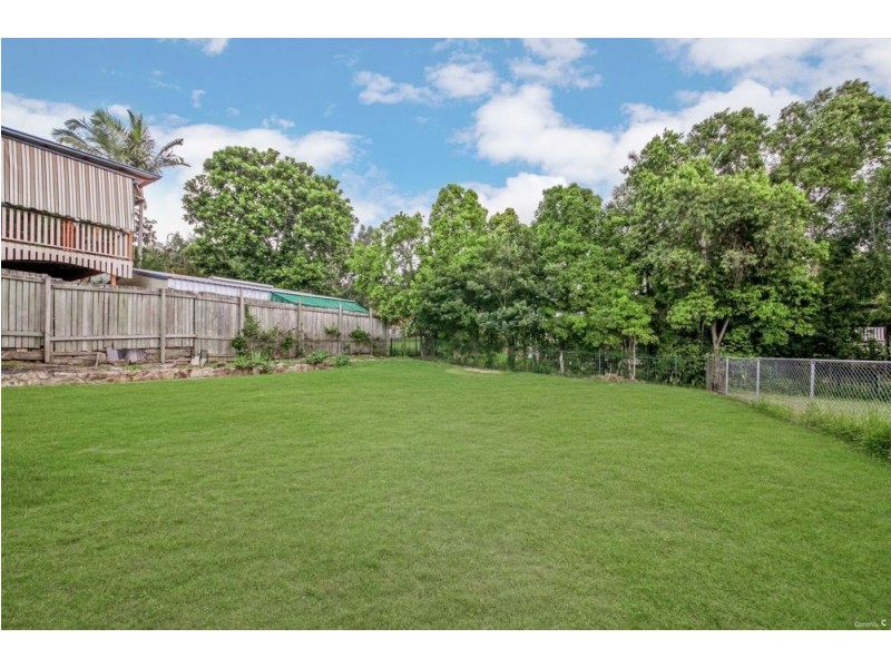 43 Longfellow Street, Norman Park QLD 4170