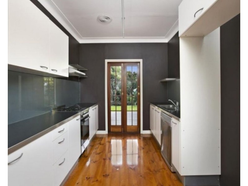 167 Blackwood Rd, Manly West QLD 4179