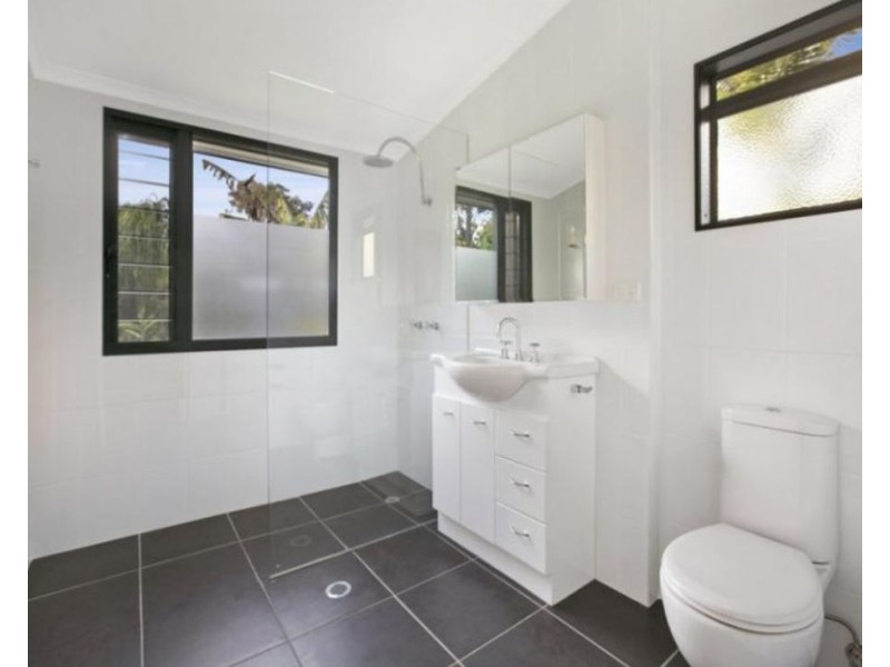 167 Blackwood Rd, Manly West QLD 4179