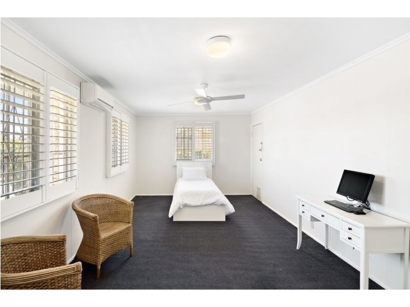 2 Justice Street, Wishart QLD 4122