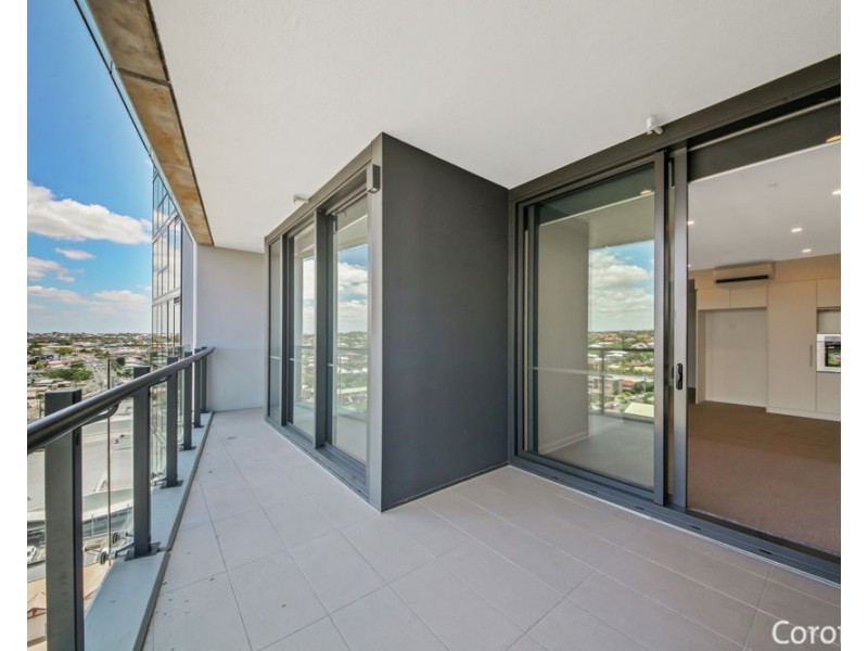 31207/300 Old Cleveland Rd, Coorparoo QLD 4151