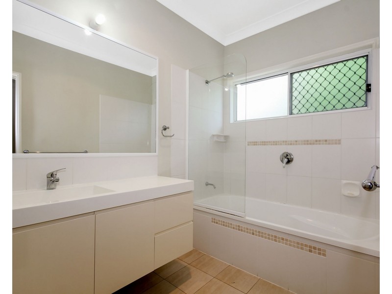 54 Boambillee Street, Mount Gravatt East QLD 4122