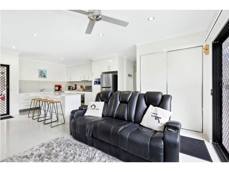 2/45 Hill Crescent, Carina Heights QLD 4152