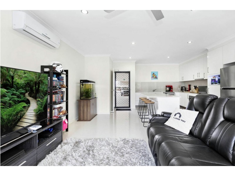 2/45 Hill Crescent, Carina Heights QLD 4152