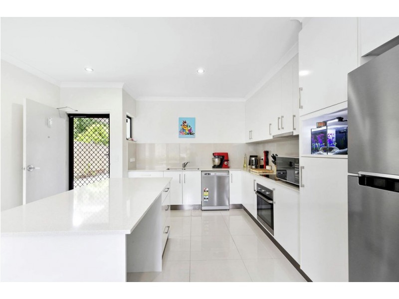 2/45 Hill Crescent, Carina Heights QLD 4152