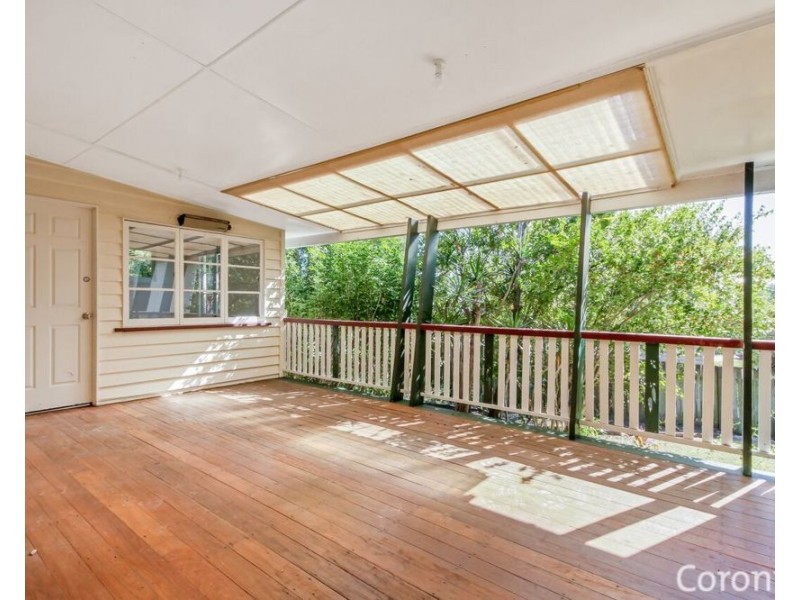 24 Orwell St, Camp Hill QLD 4152