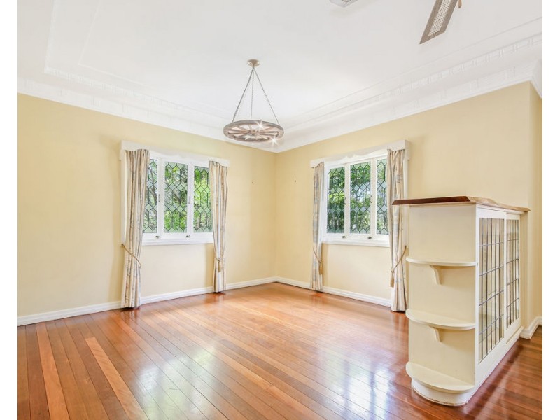 1 Pitcairn Street, Mount Gravatt QLD 4122