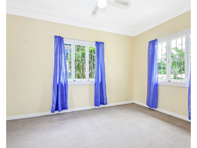 1 Pitcairn Street, Mount Gravatt QLD 4122