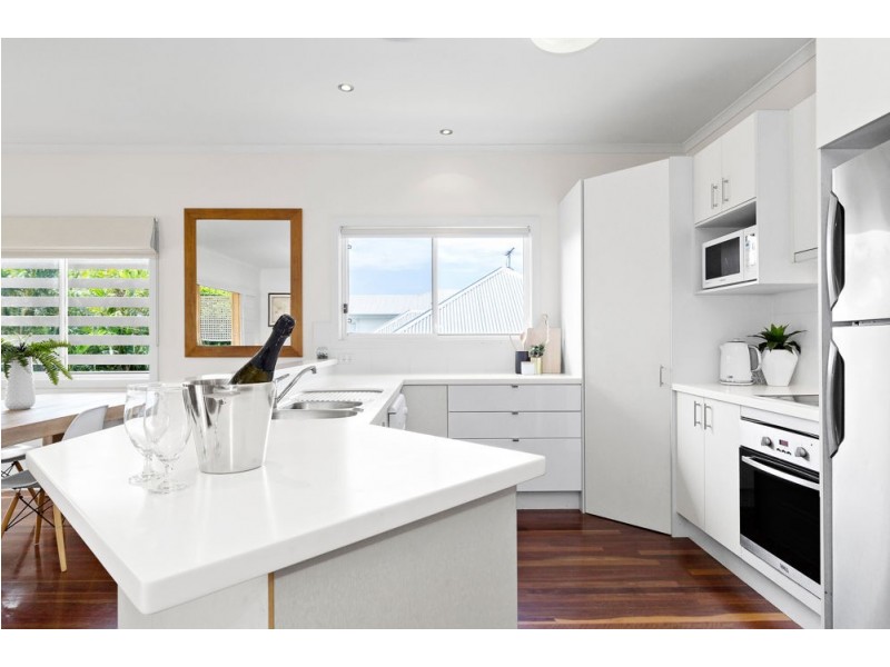 46 Wassell Street, Wynnum QLD 4178