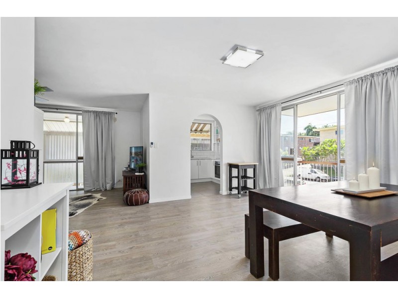 4/51 Rialto Street, Coorparoo QLD 4151